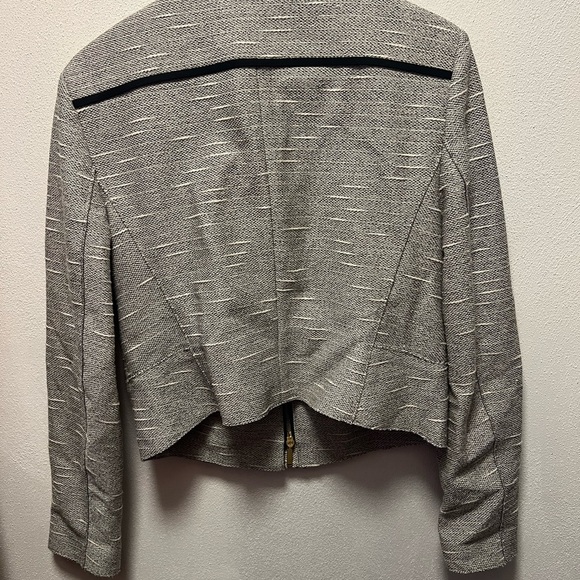 Hugo Boss Gray woven Women's Jacket with Black Accents - Picture 4 of 6